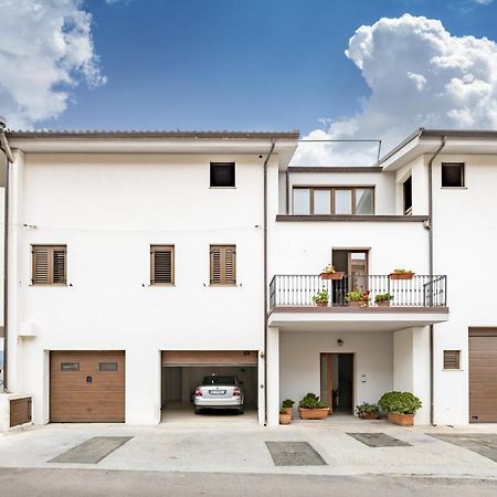 Dolcecasa Apartment Dorgali Exterior photo
